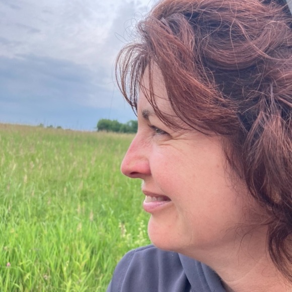 Meet your Posher, Kelley - Picture 1 of 1